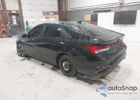 2021 Hyundai Elantra Limited z USA, uszkodzony, nr VIN KMHLP4AG6MU065070